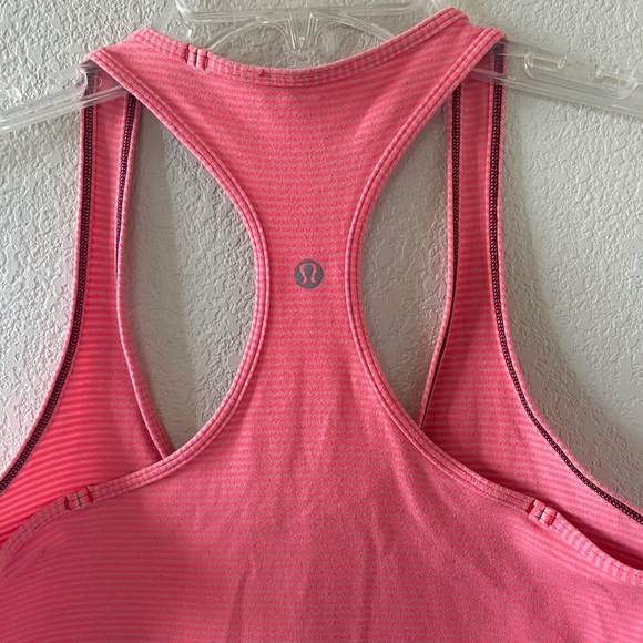 Lululemon Razor Back Workout Tank - Picture 5 of 6
